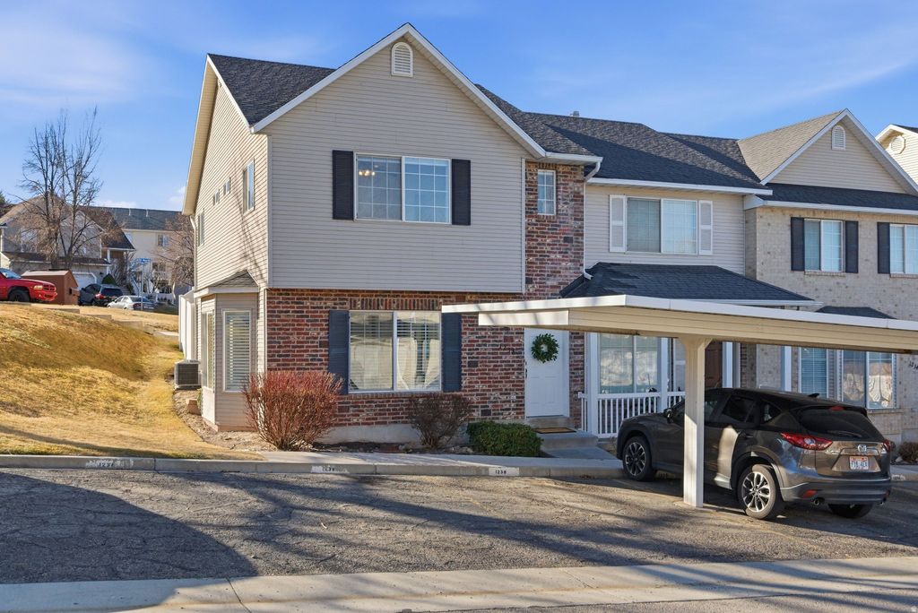 Photo of 1238 E 680 N, Spanish Fork, UT 84660 (MLS # 2136674)