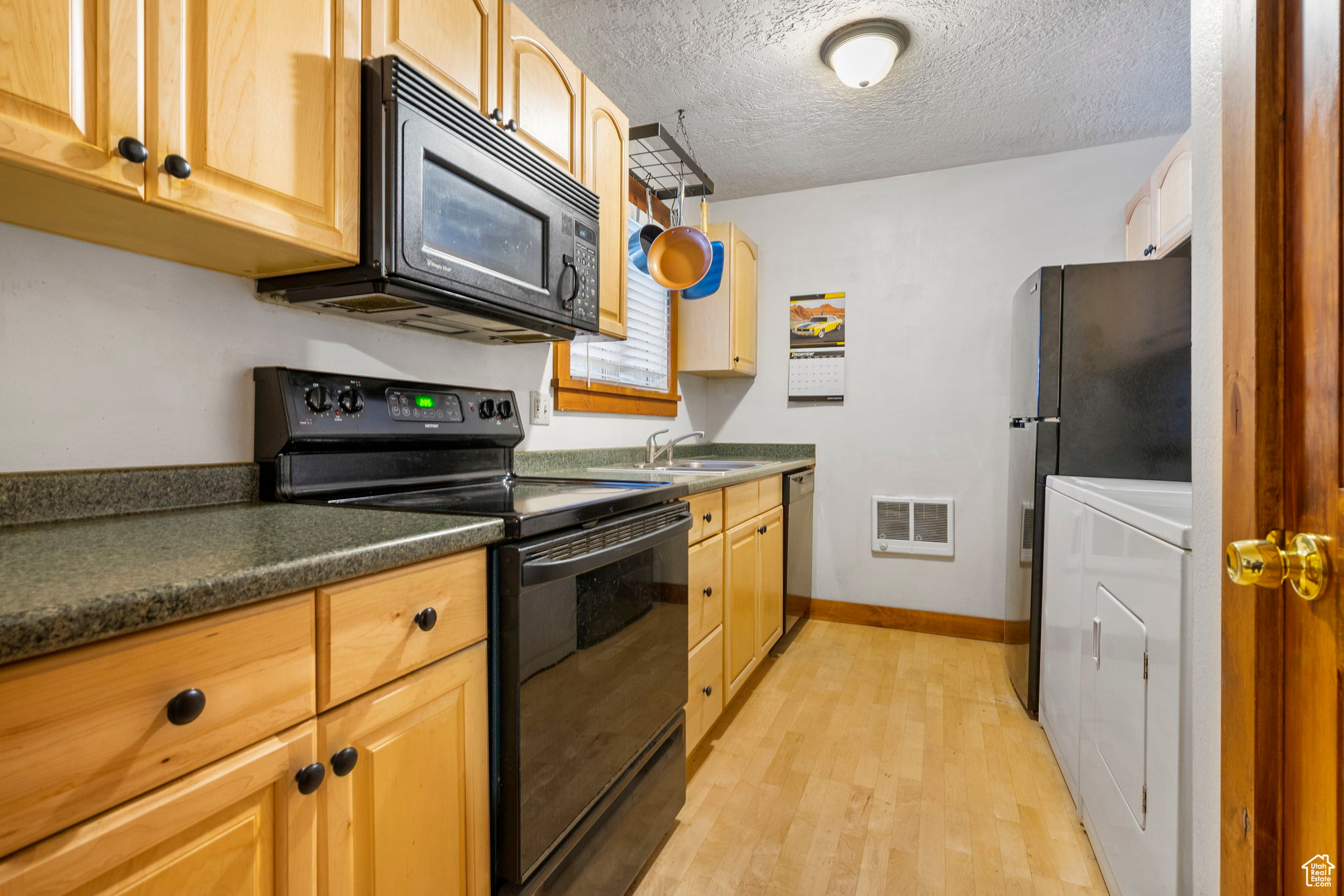 HOMESTAKE CONDOMINIUM - Residential