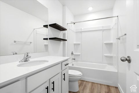 Tiny photo for 918 E LUBBER LN, Saratoga Springs, UT 84045 (MLS # 2189978)