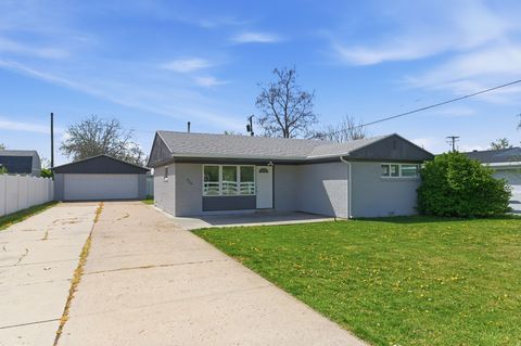 Tiny photo for 566 MILLER AVE, Layton, UT 84041 (MLS # 2149361)