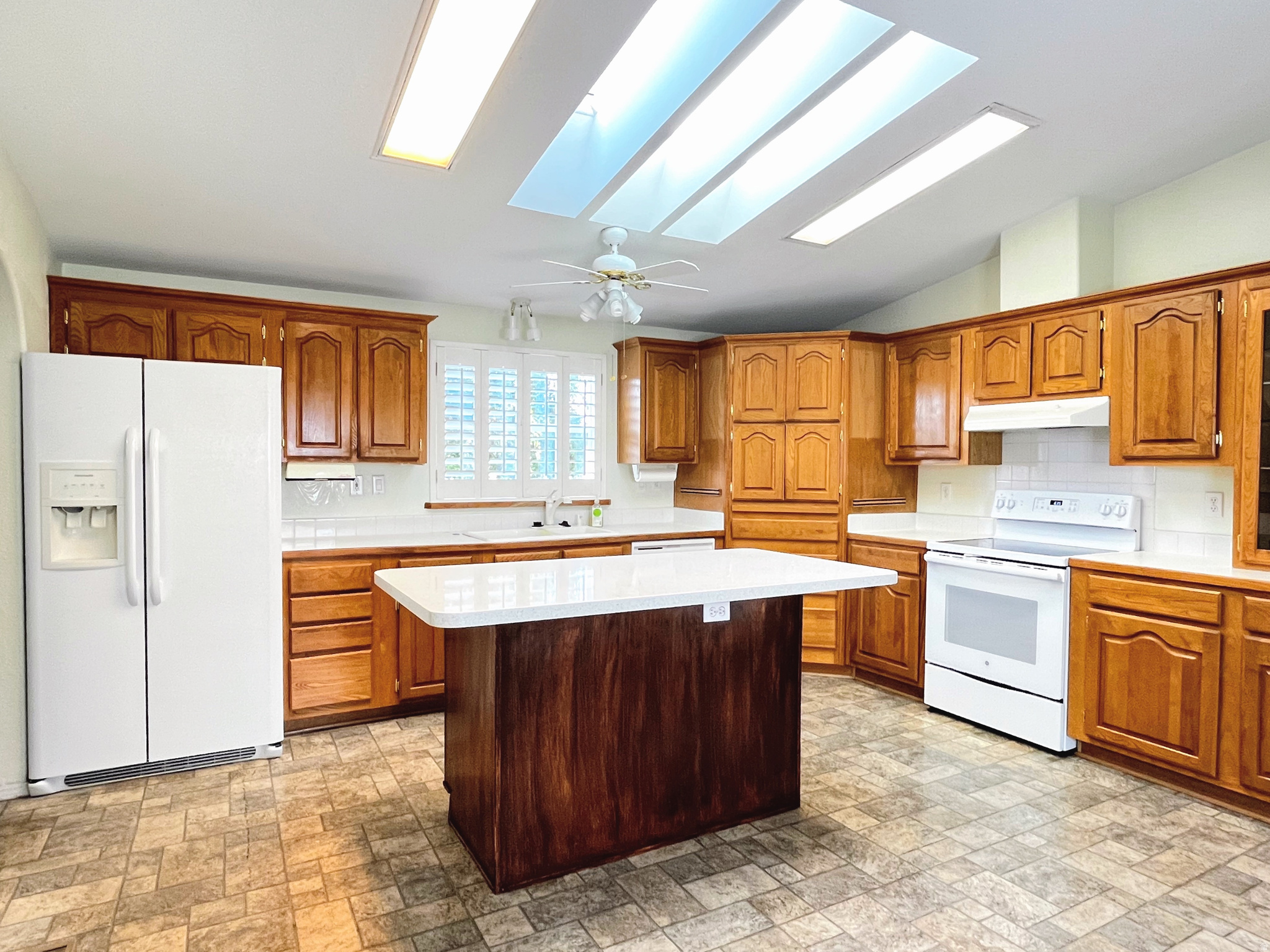 WINCHESTER ESTATES - Residential