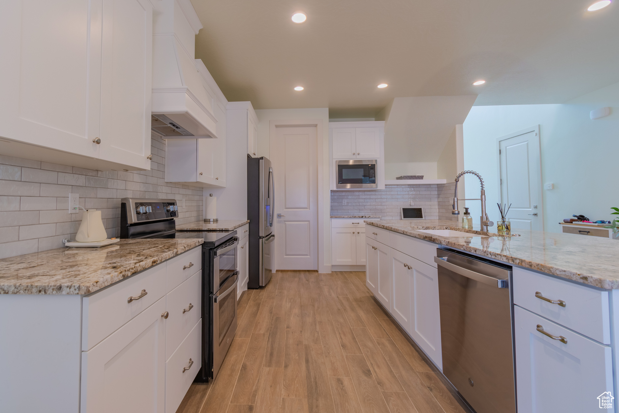 FIREROCK 3 - Residential