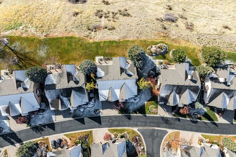 Tiny photo for 8362 S VIA RIVIERA WAY E, Cottonwood Heights, UT 84093 (MLS # 2125385)