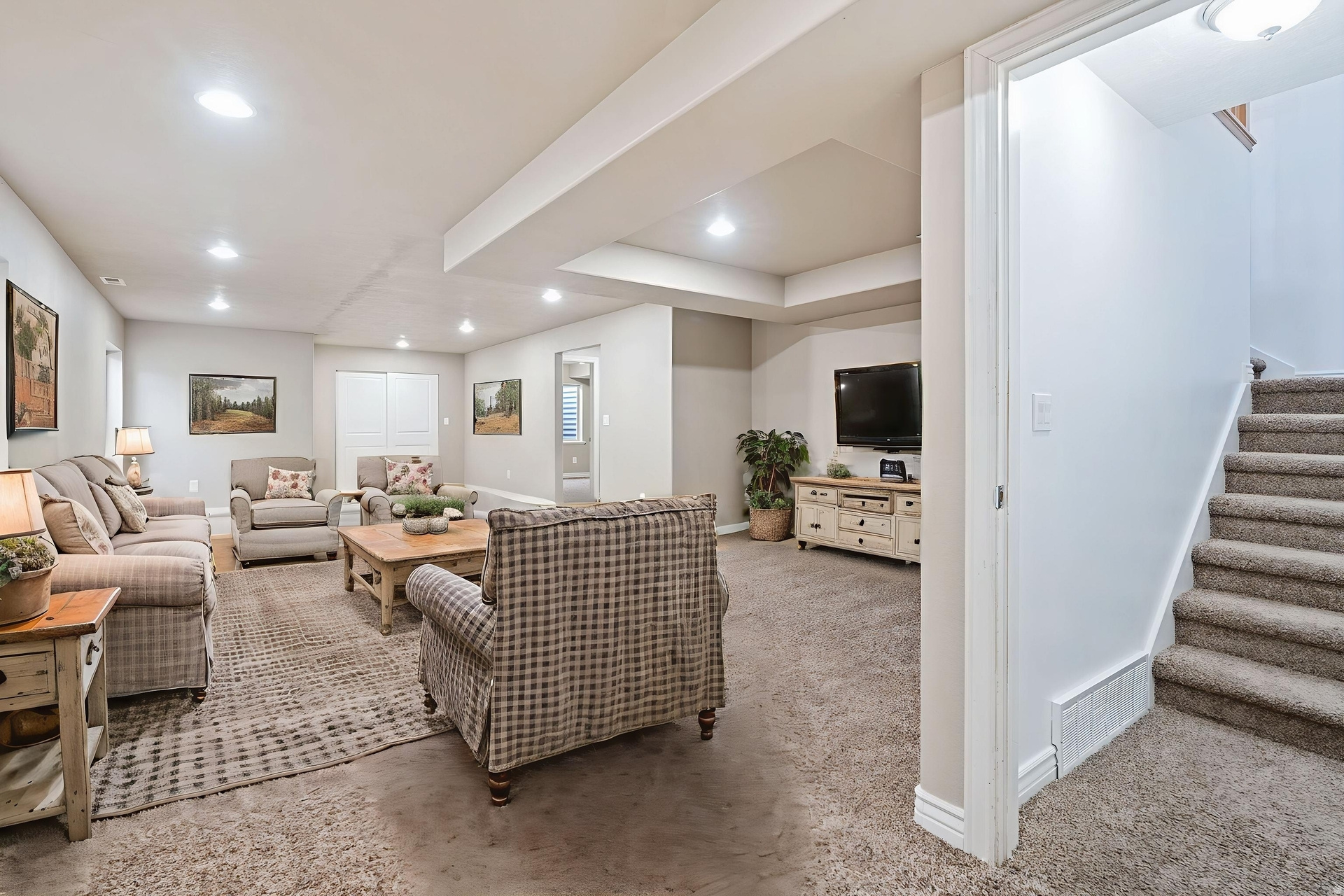 JACOBS - Residential