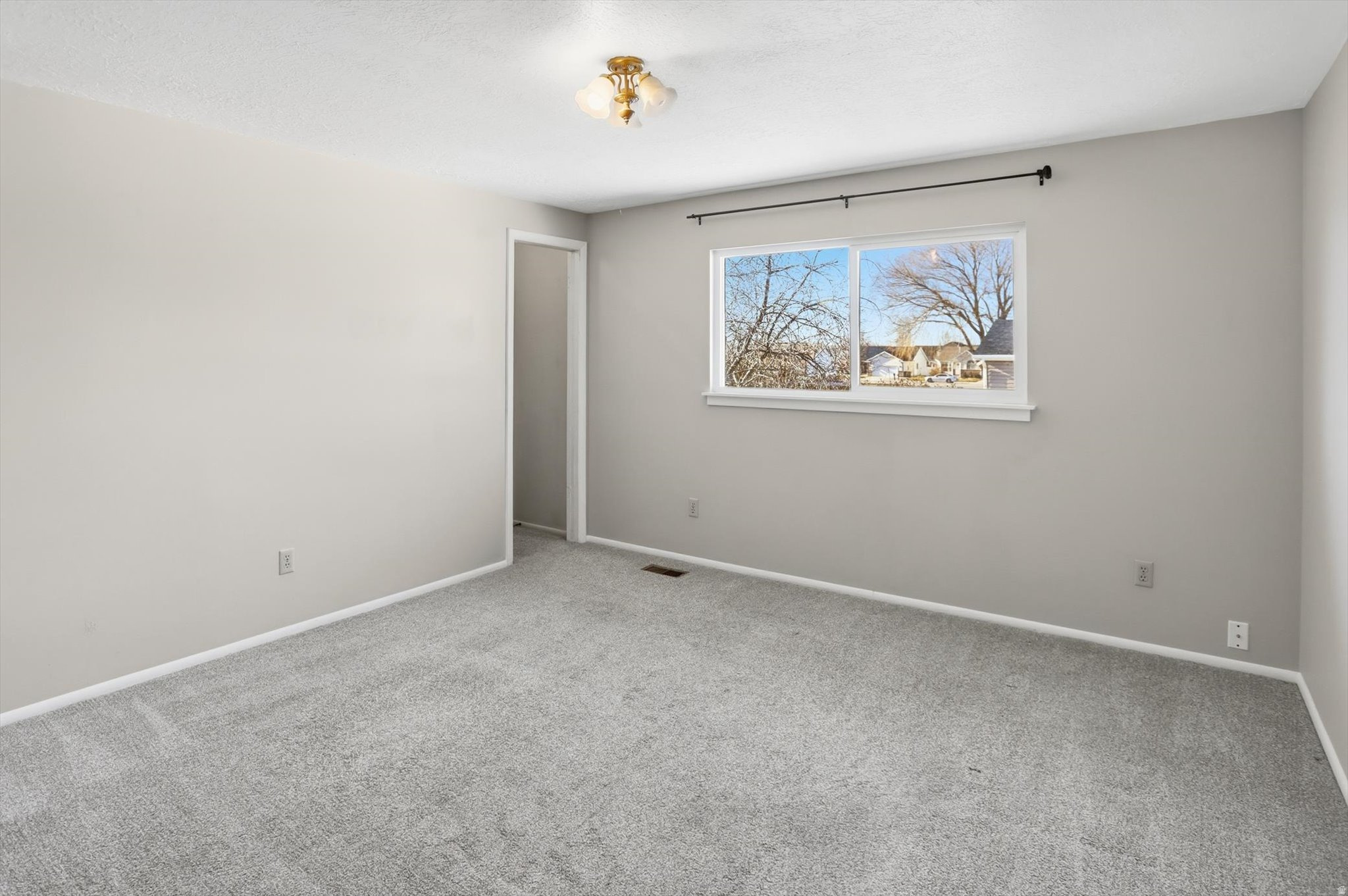 FOXGLEN SUBDIV #8 - Residential Income