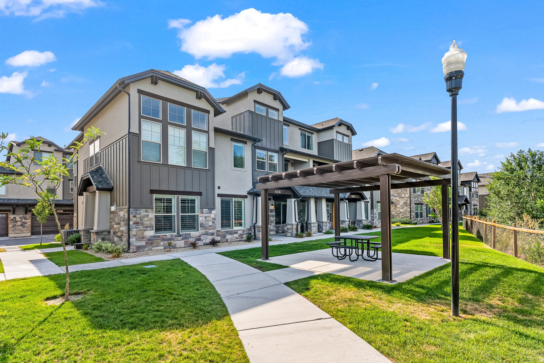 RED SAGE - Residential Lease