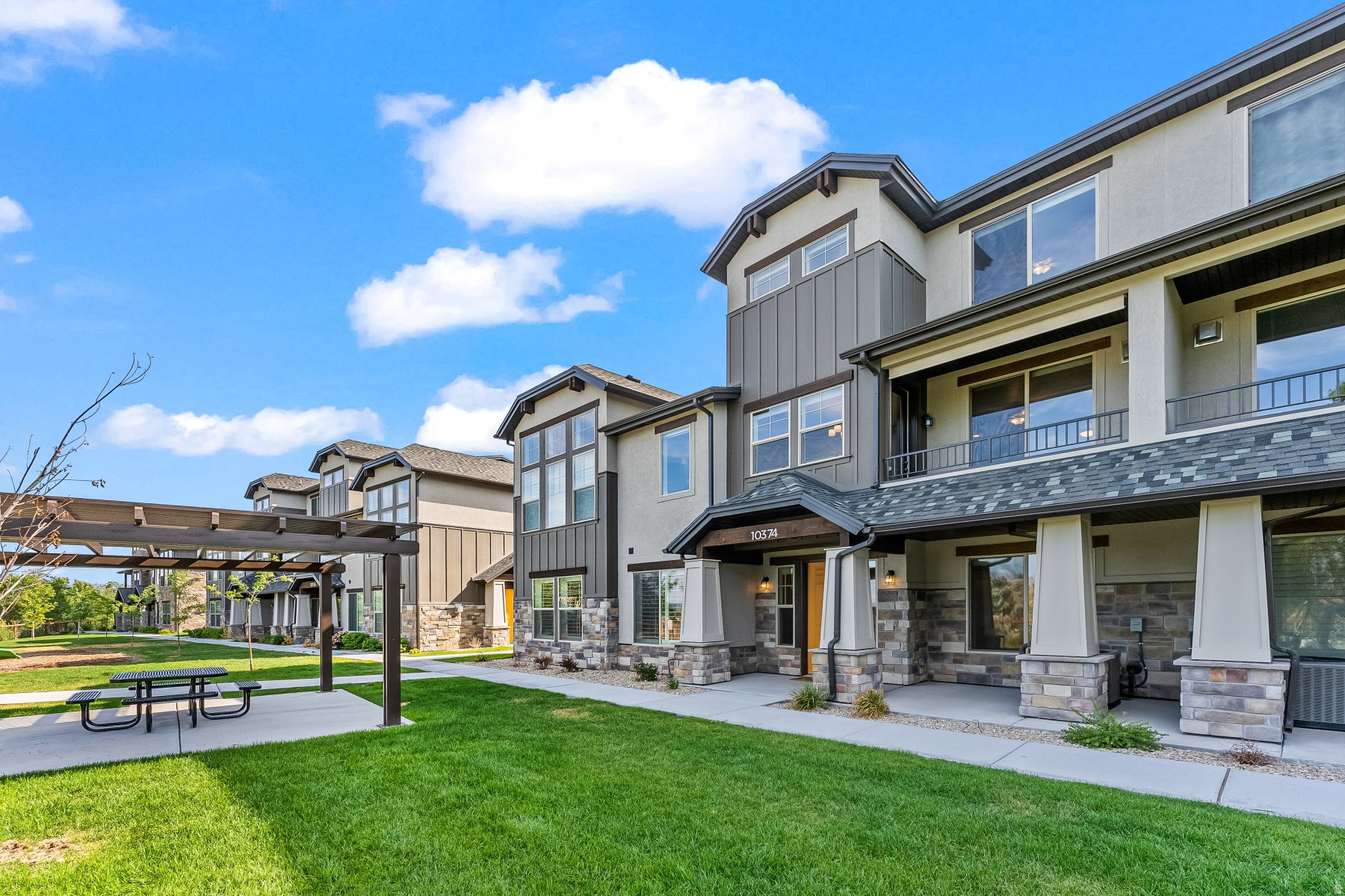 RED SAGE - Residential Lease