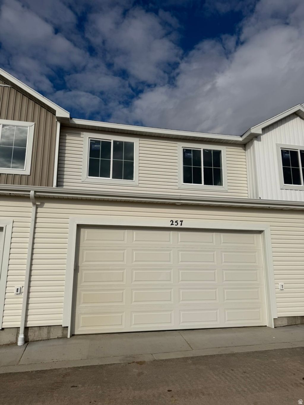 Photo of 257 W 690 N, Smithfield, UT 84335 (MLS # 2124576)