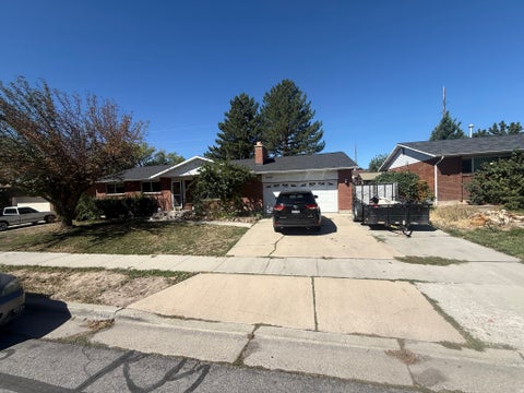 Homes For Sale - 6462 S Tamra Dr<br/> Taylorsville, UT 84129