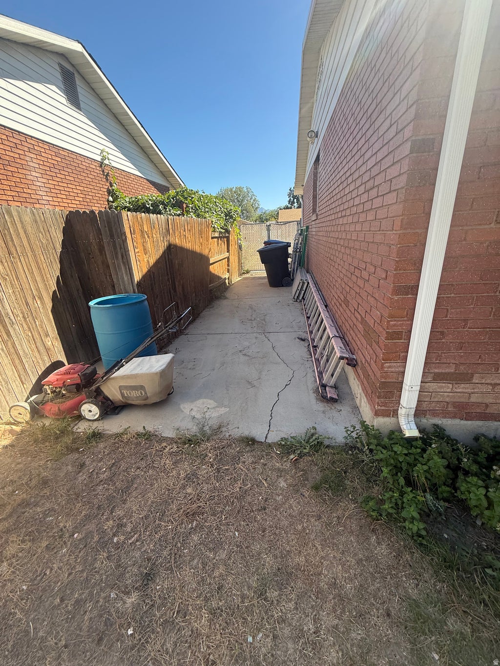 Photo of 6462 S TAMRA DR W, Taylorsville, UT 84129 (MLS # 2183679)