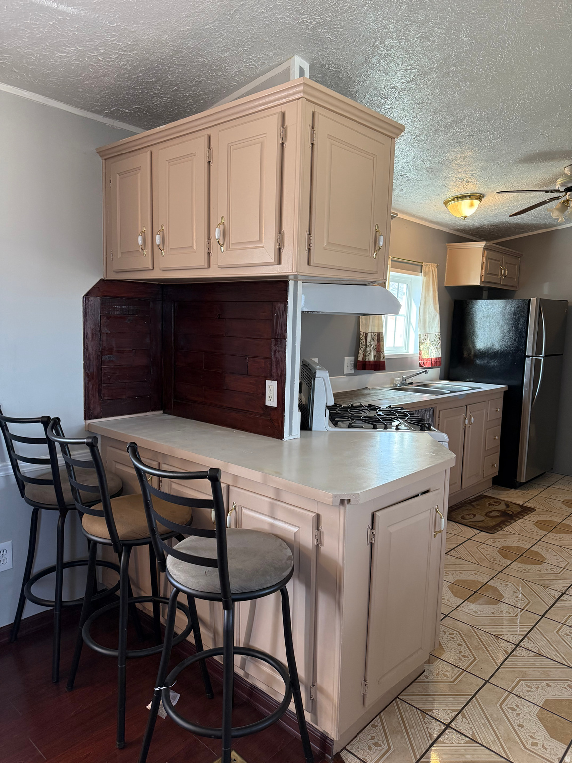 SHADOW RIDGE ESTATES - Residential