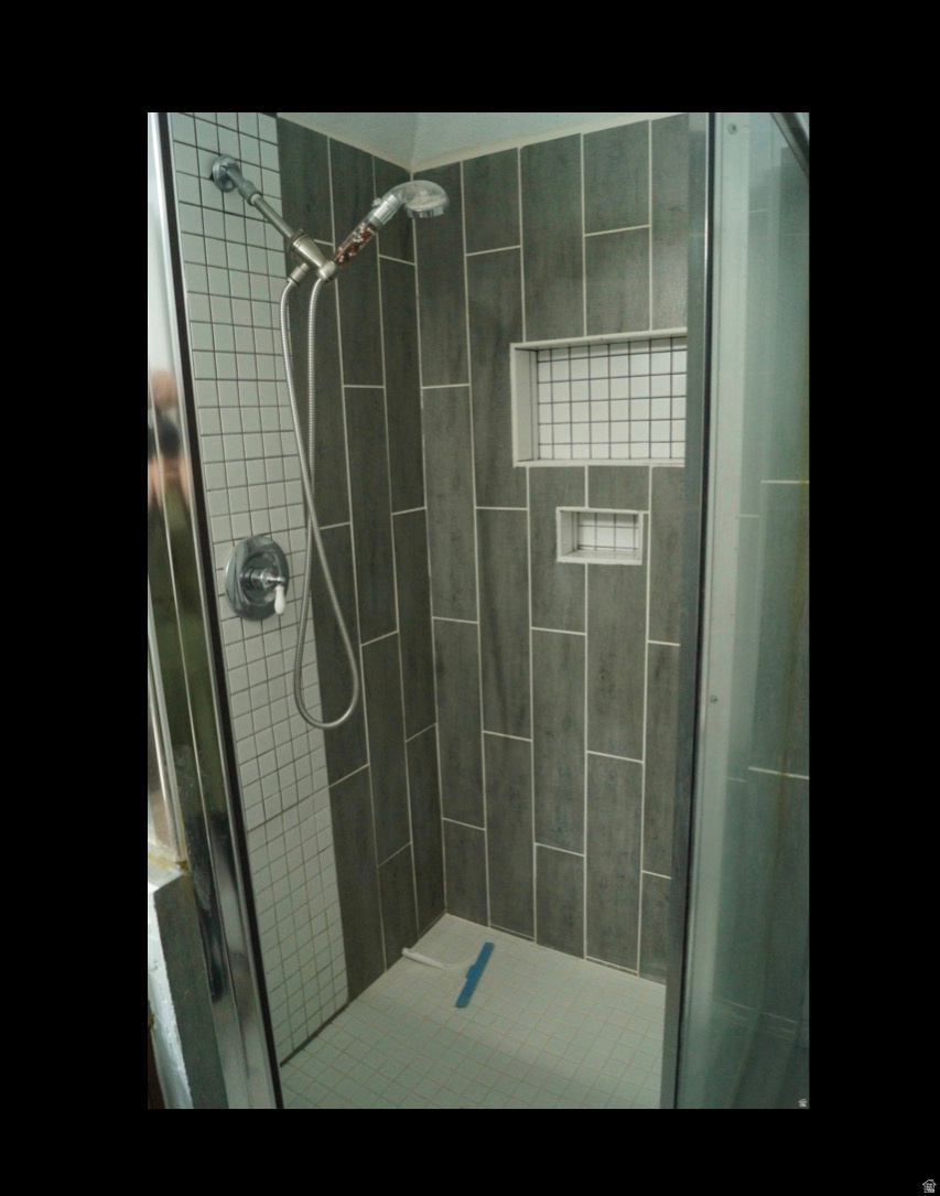 APPLEGATE - Residential