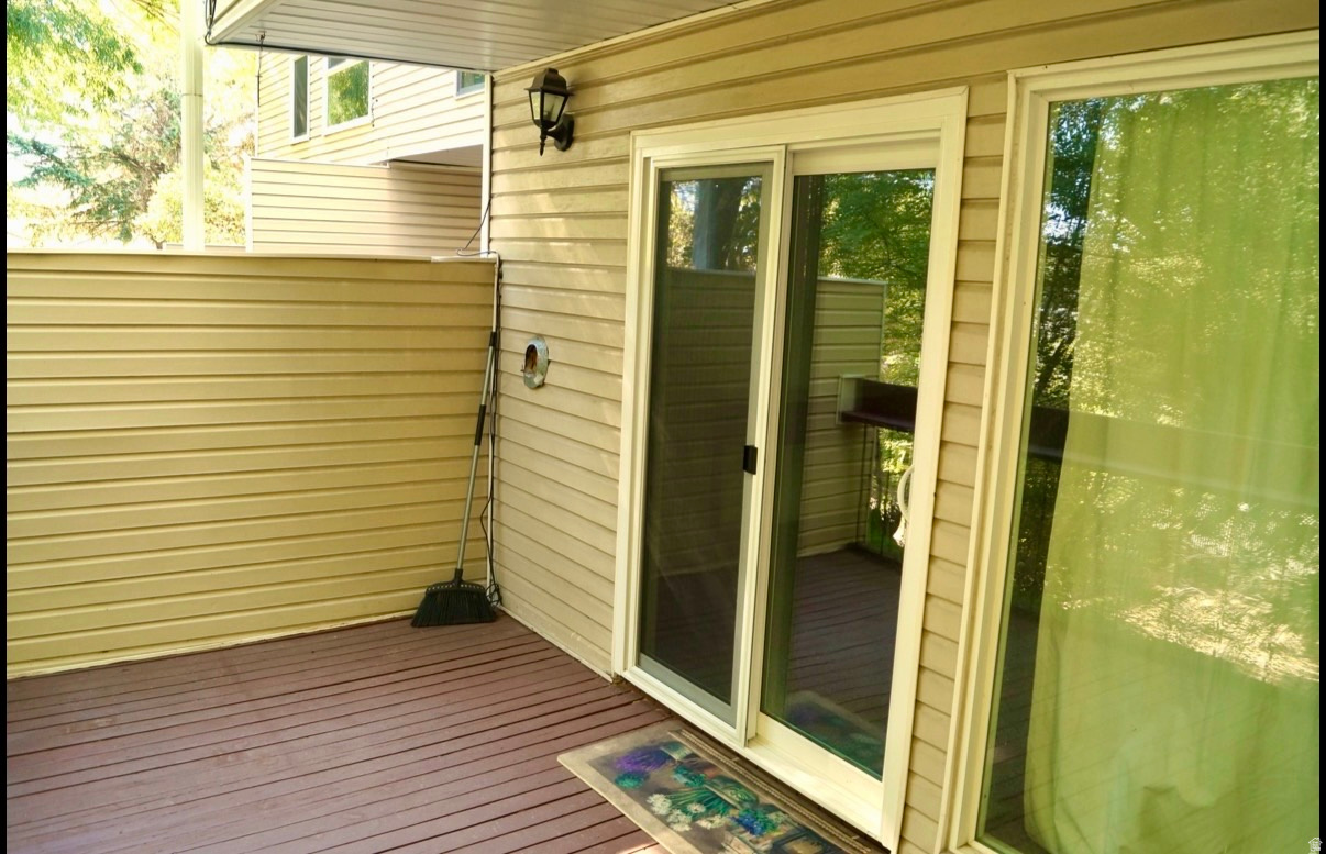 APPLEGATE - Residential