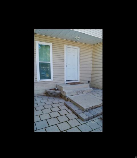 Tiny photo for 5197 S GRAVENSTEIN PARK W #204, Murray, UT 84107 (MLS # 2142472)