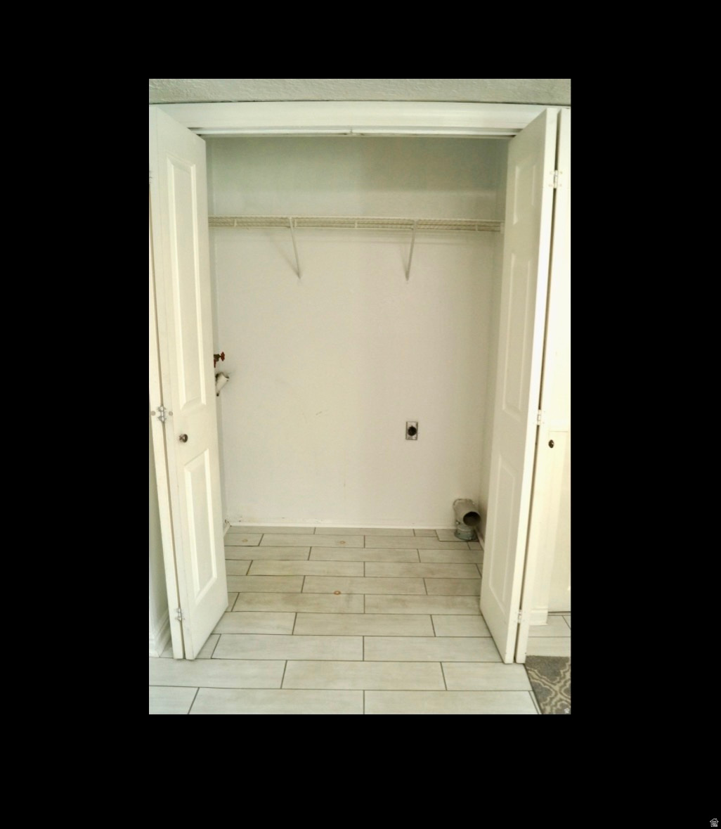 APPLEGATE - Residential