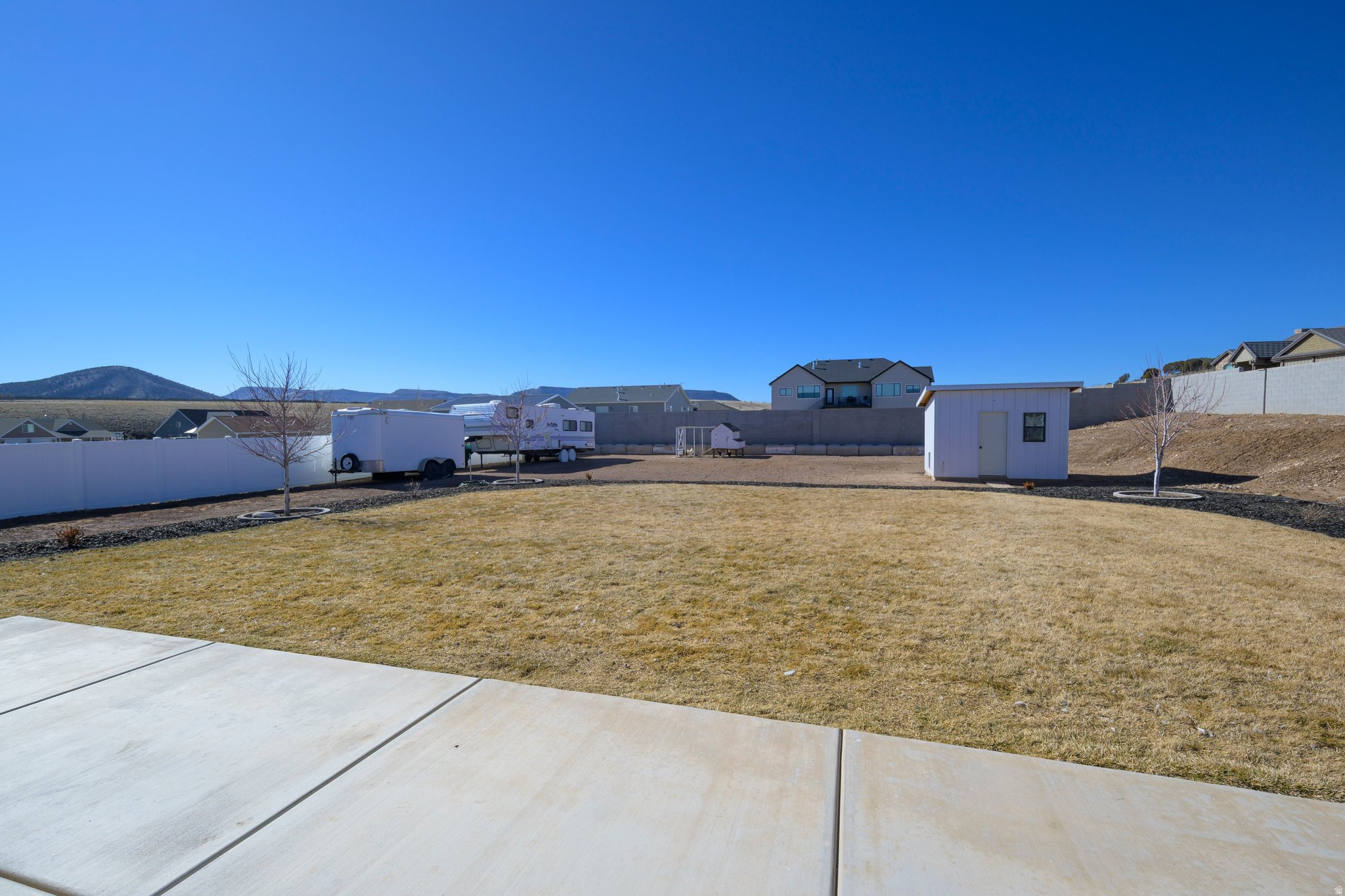 NORTH HILL EST - Residential