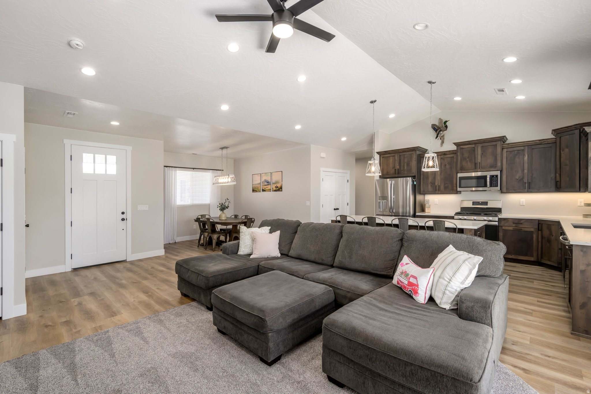 NORTH HILL EST - Residential