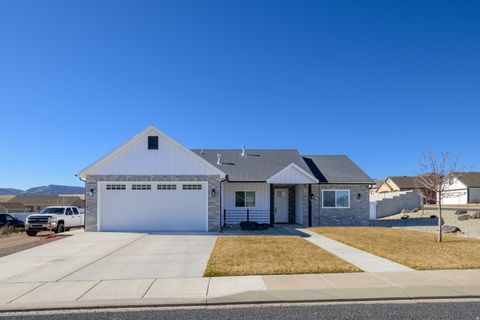 Homes For Sale - 453 N 300<br/> Washington County, Enterprise, UT 84725
