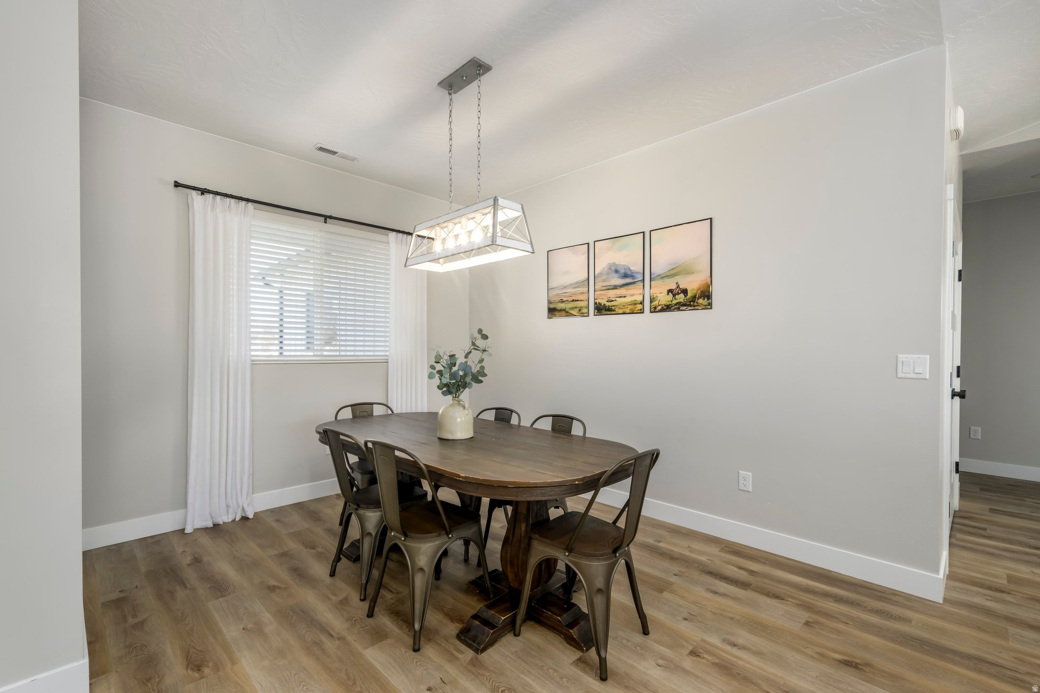 NORTH HILL EST - Residential