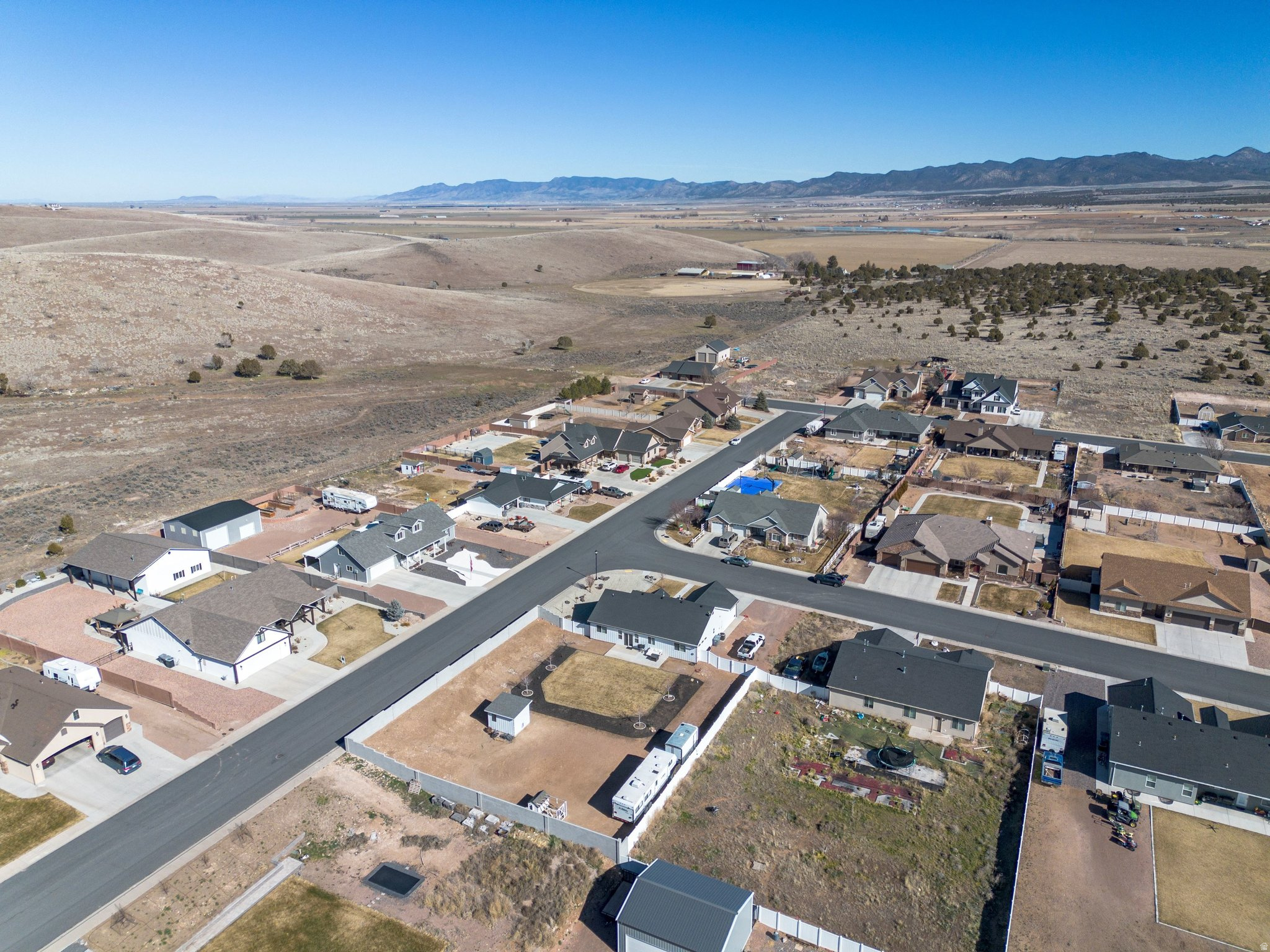 NORTH HILL EST - Residential