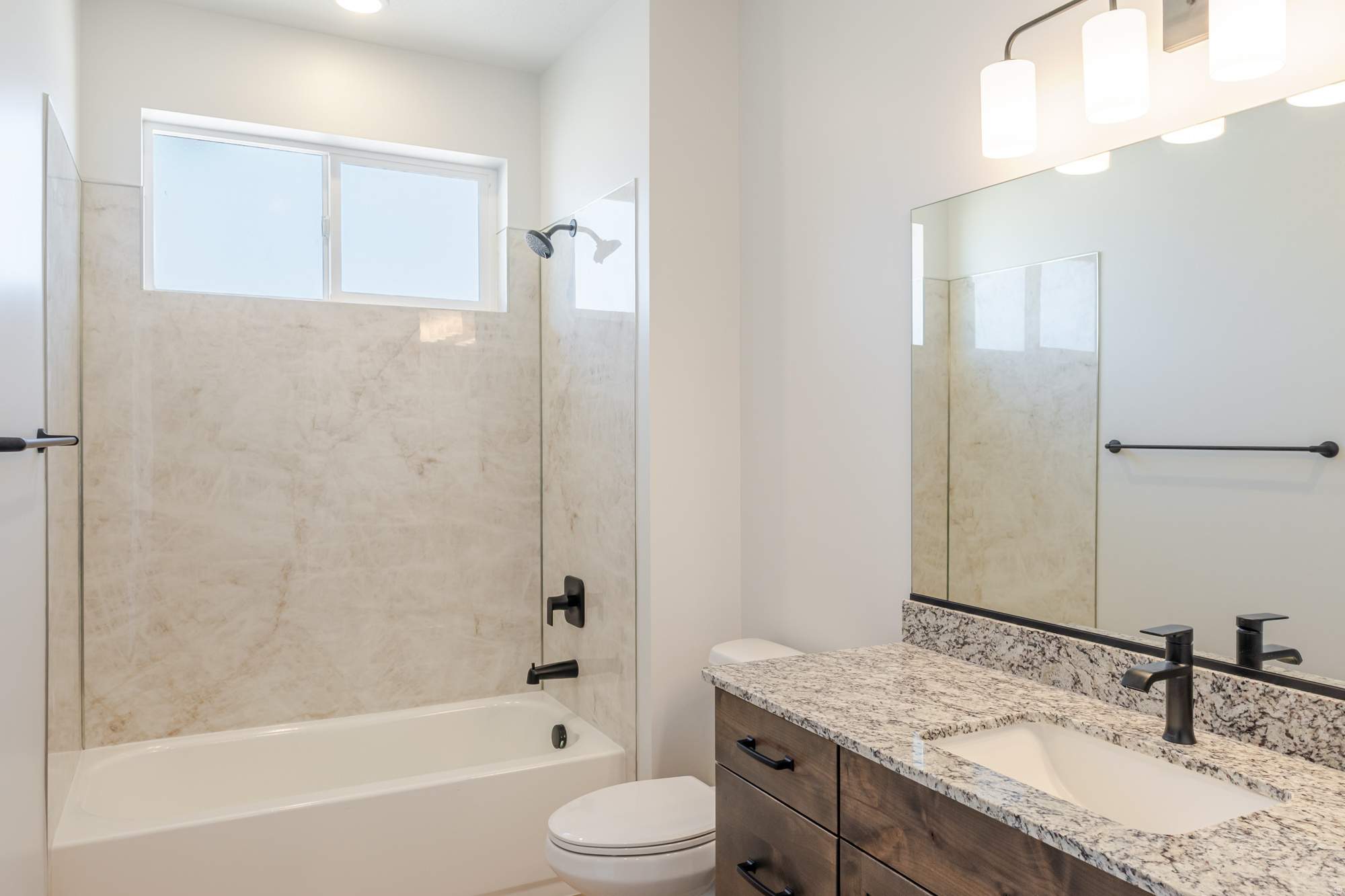 EKKO VIEW ESTATES - Residential Income