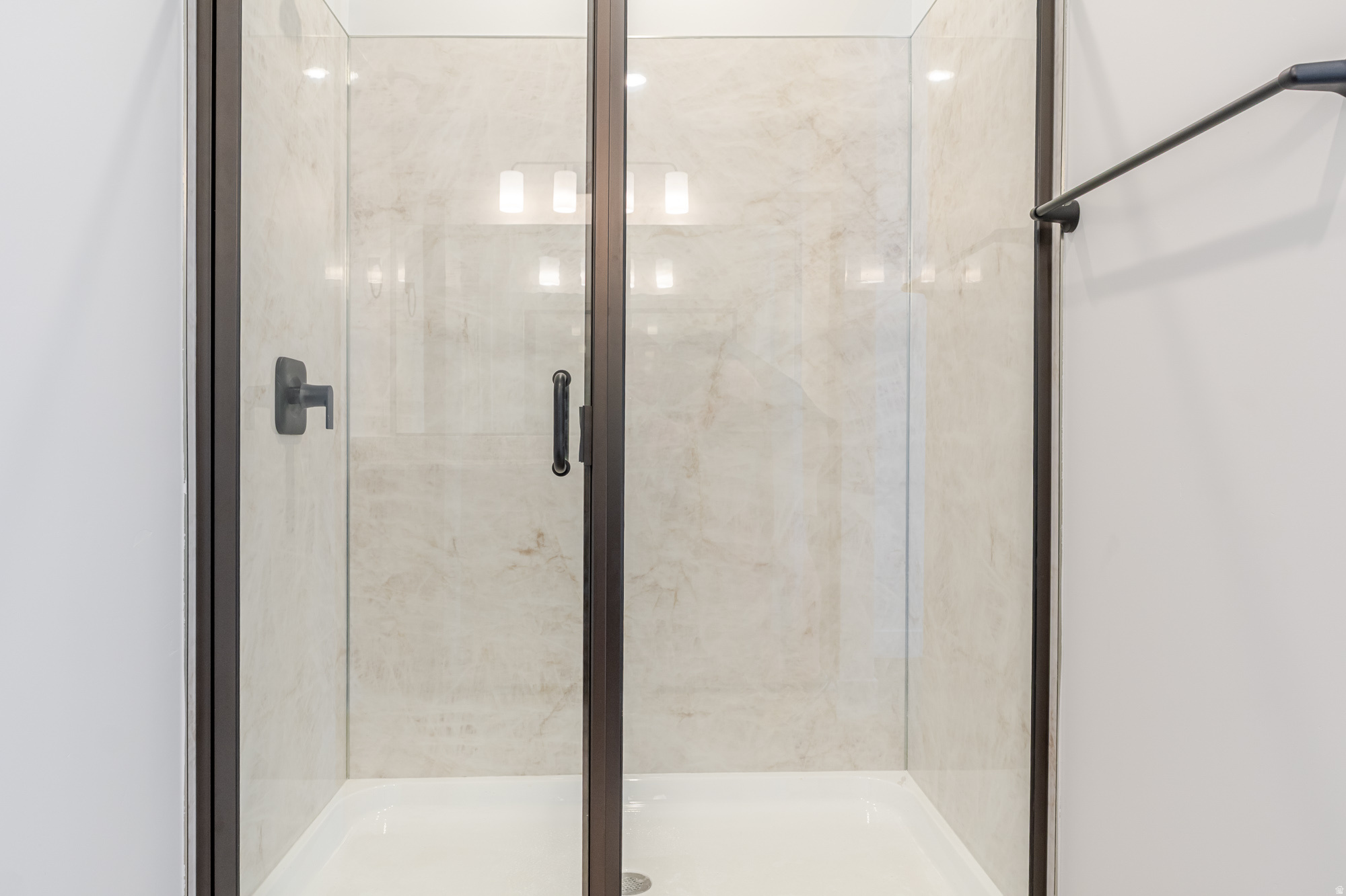 EKKO VIEW ESTATES - Residential Income