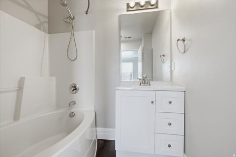 Tiny photo for 4496 W 11800 S, South Jordan, UT 84095 (MLS # 2151650)