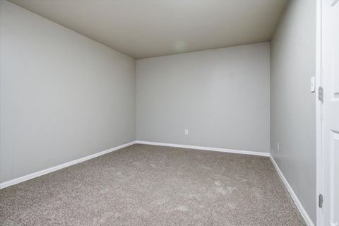 Tiny photo for 4496 W 11800 S, South Jordan, UT 84095 (MLS # 2151650)