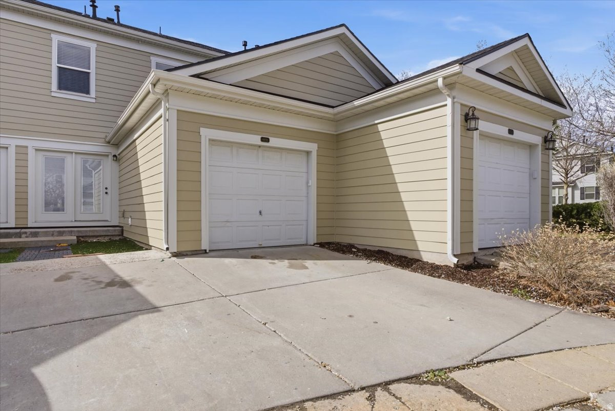 DAYBREAK - Residential