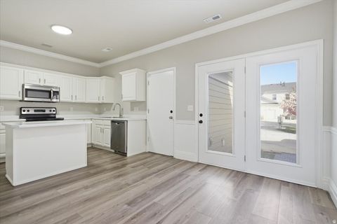 Tiny photo for 4496 W 11800 S, South Jordan, UT 84095 (MLS # 2151650)