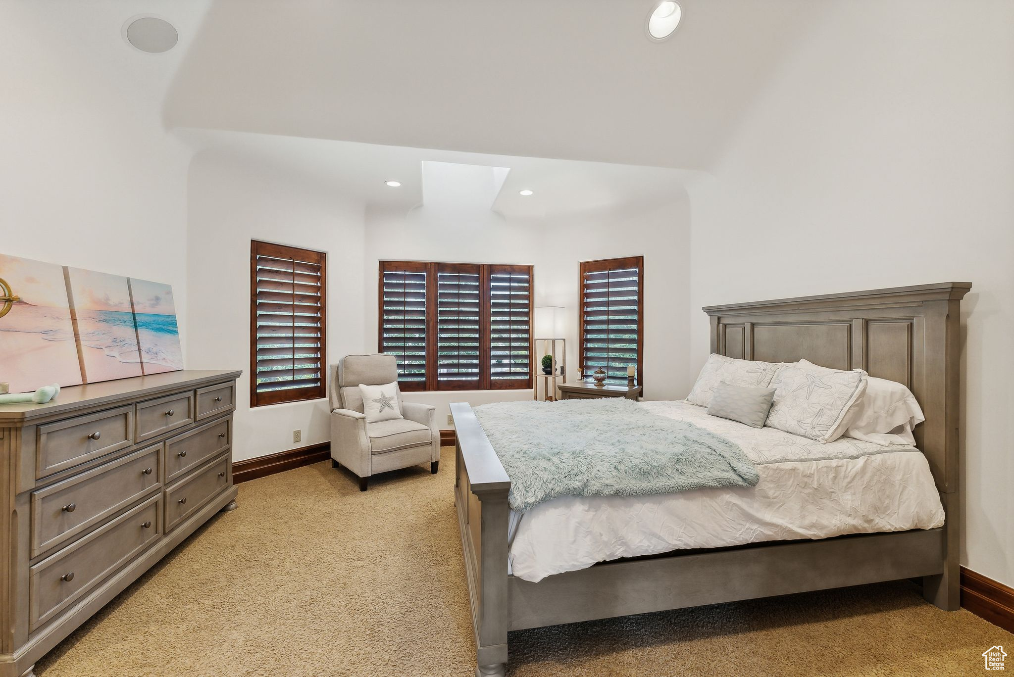 Holladay, Utah 84121, United States, 8 Bedrooms Bedrooms, ,10 BathroomsBathrooms,Residential,Pending,43065