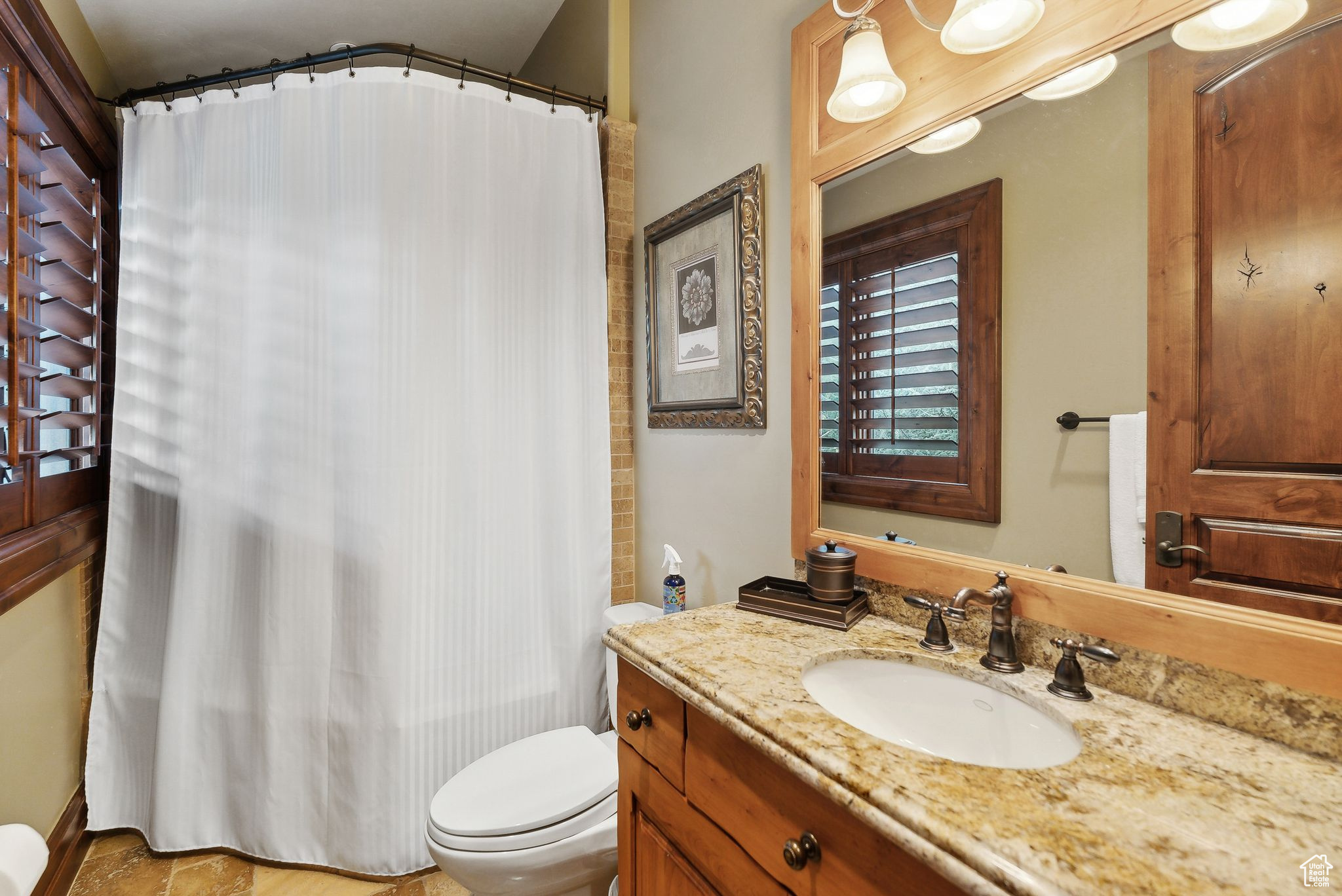 Holladay, Utah 84121, United States, 8 Bedrooms Bedrooms, ,10 BathroomsBathrooms,Residential,Pending,43065