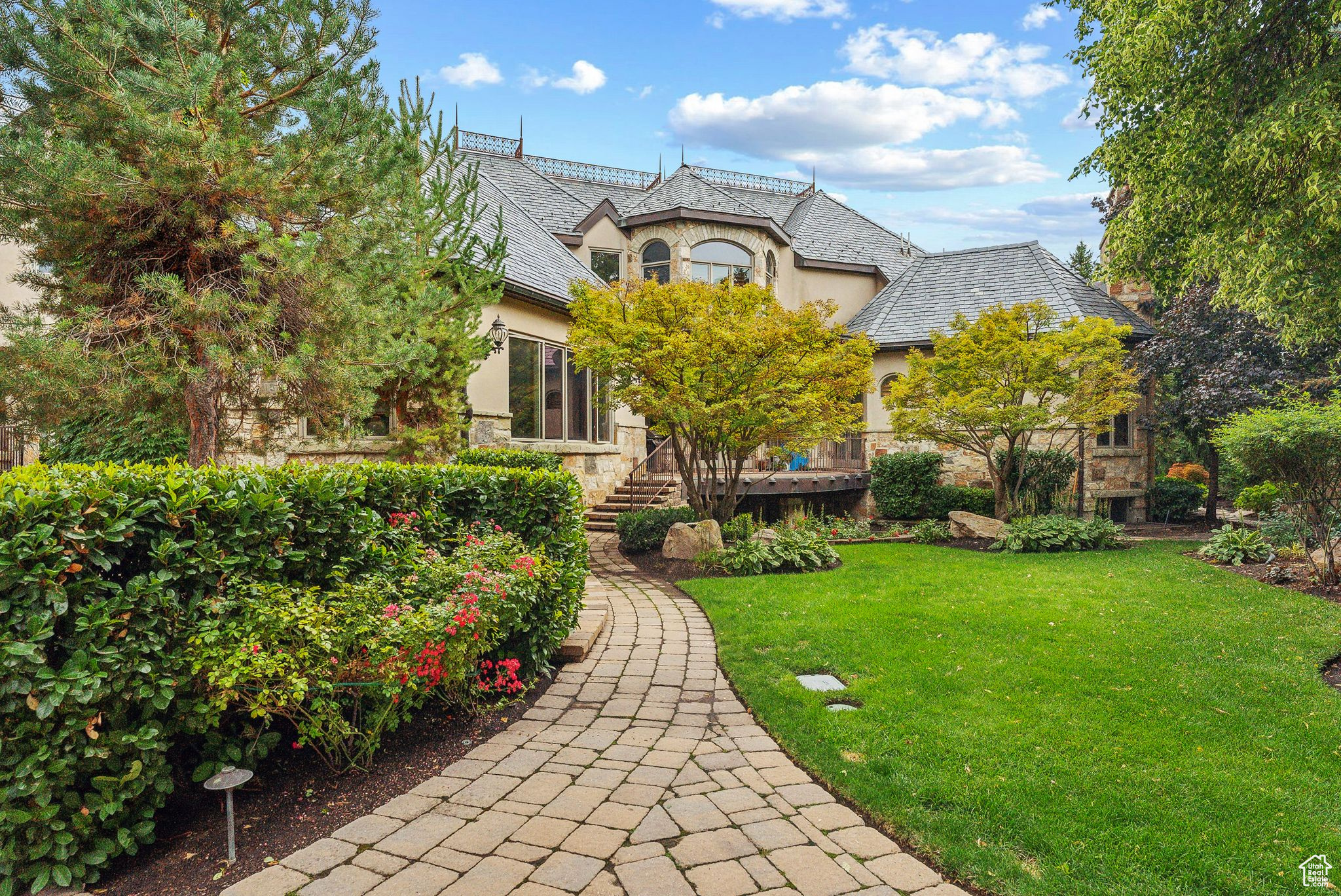 Holladay, Utah 84121, United States, 8 Bedrooms Bedrooms, ,10 BathroomsBathrooms,Residential,Pending,43065