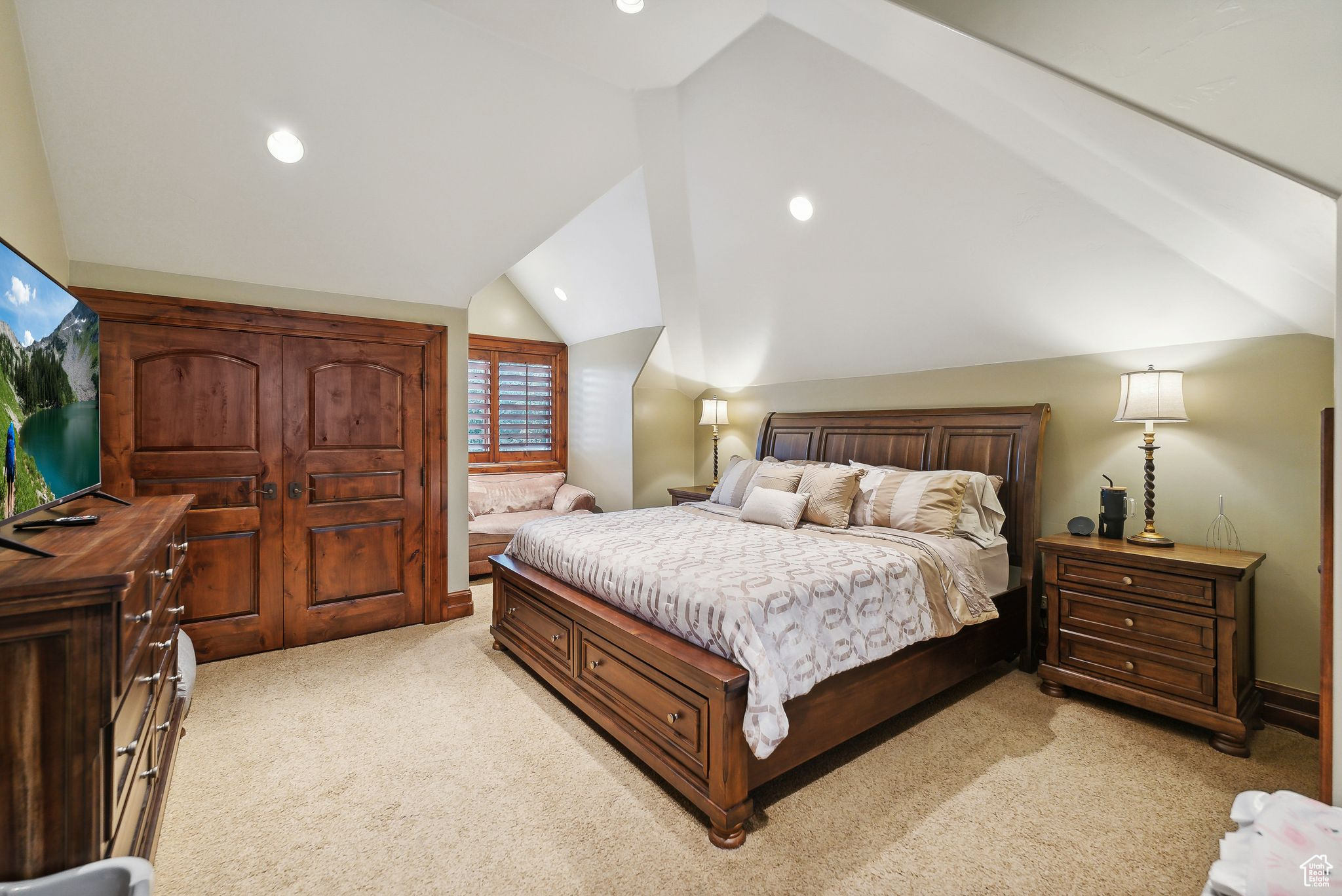 Holladay, Utah 84121, United States, 8 Bedrooms Bedrooms, ,10 BathroomsBathrooms,Residential,Pending,43065