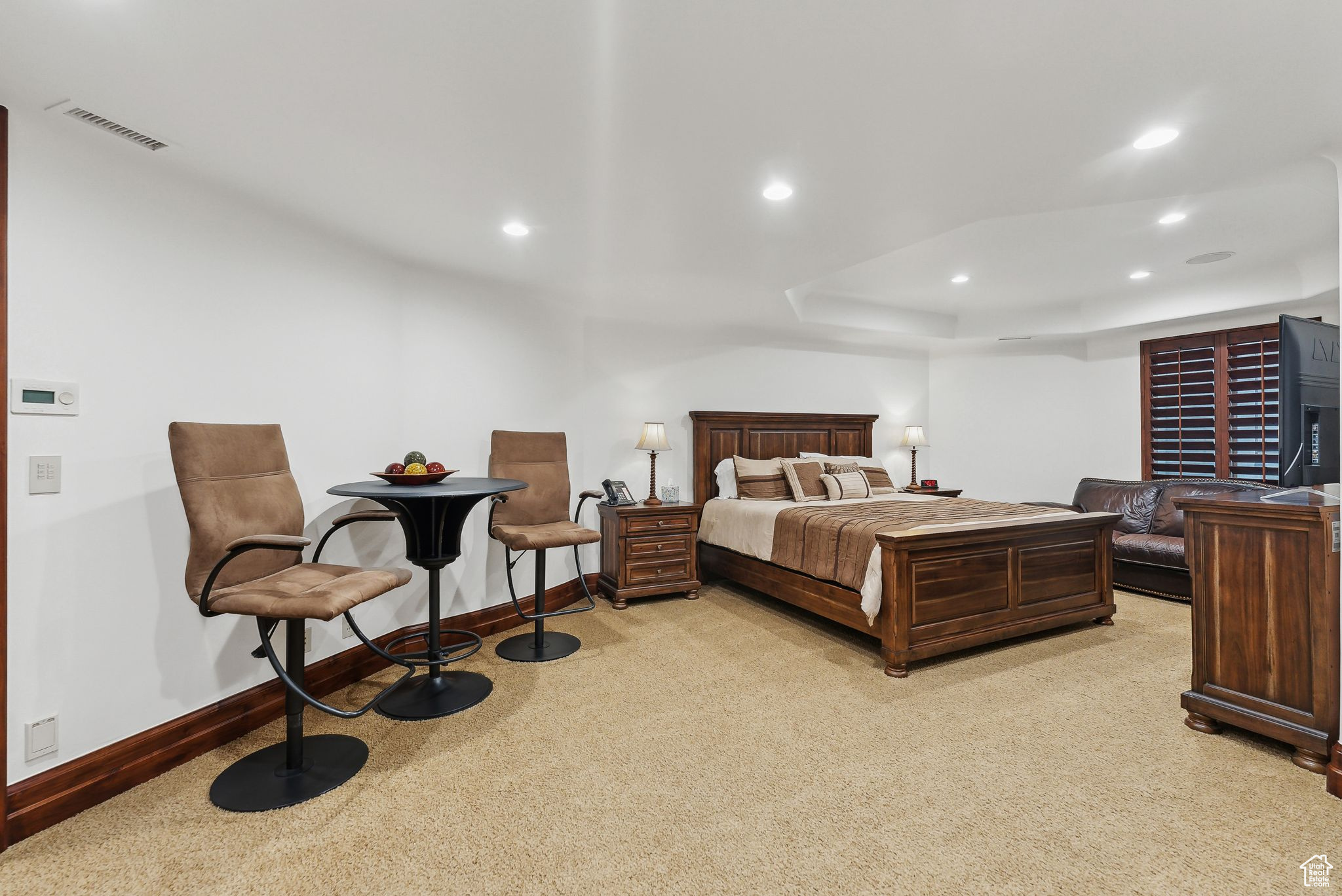 Holladay, Utah 84121, United States, 8 Bedrooms Bedrooms, ,10 BathroomsBathrooms,Residential,Pending,43065