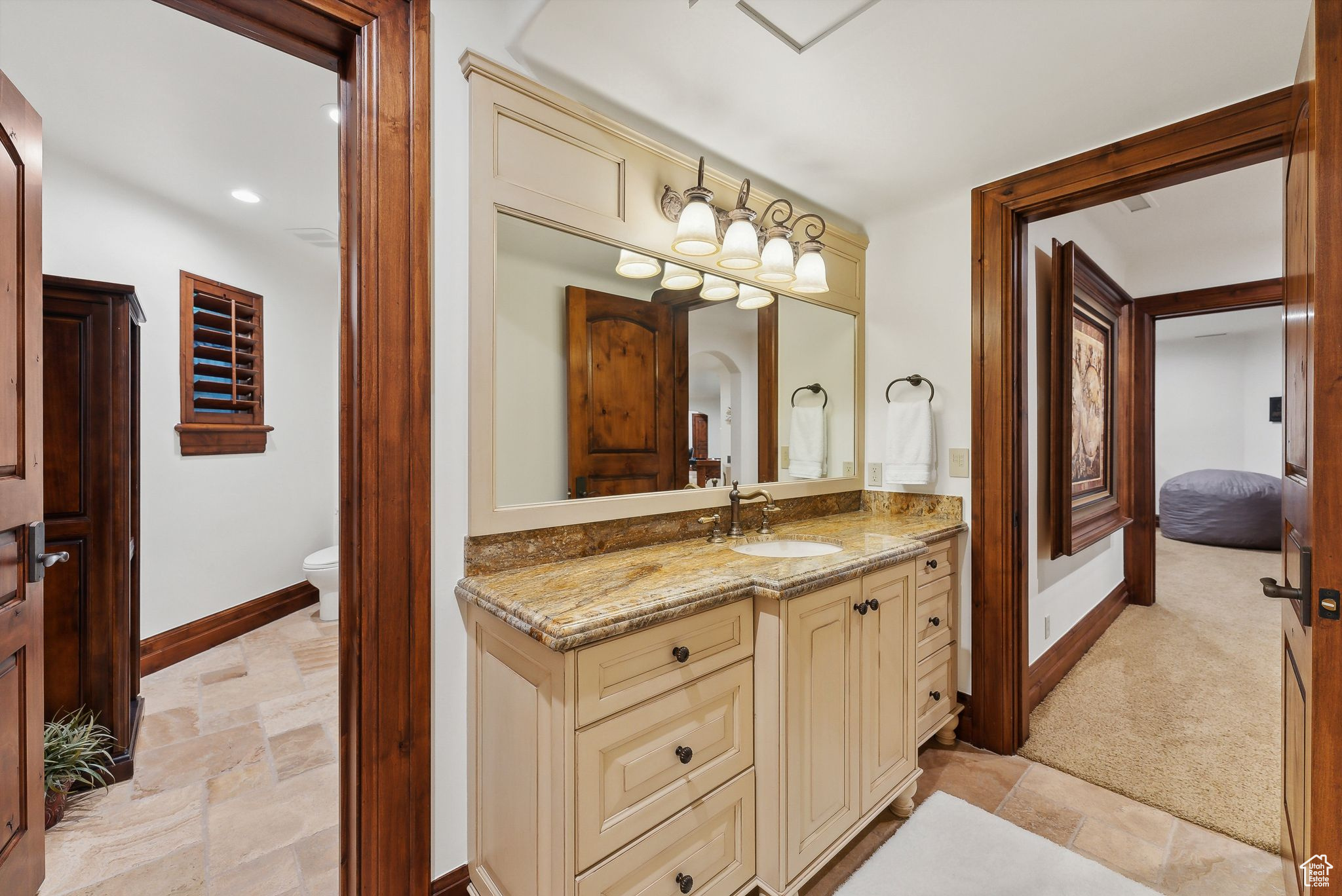 Holladay, Utah 84121, United States, 8 Bedrooms Bedrooms, ,10 BathroomsBathrooms,Residential,Pending,43065