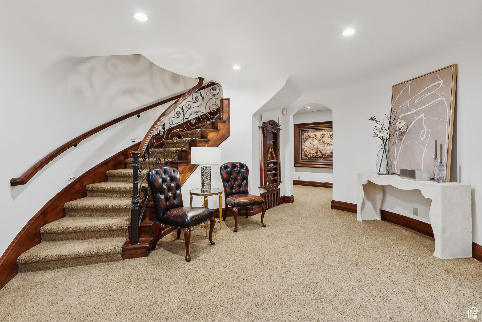 Holladay, Utah 84121, United States, 8 Bedrooms Bedrooms, ,10 BathroomsBathrooms,Residential,Pending,43065