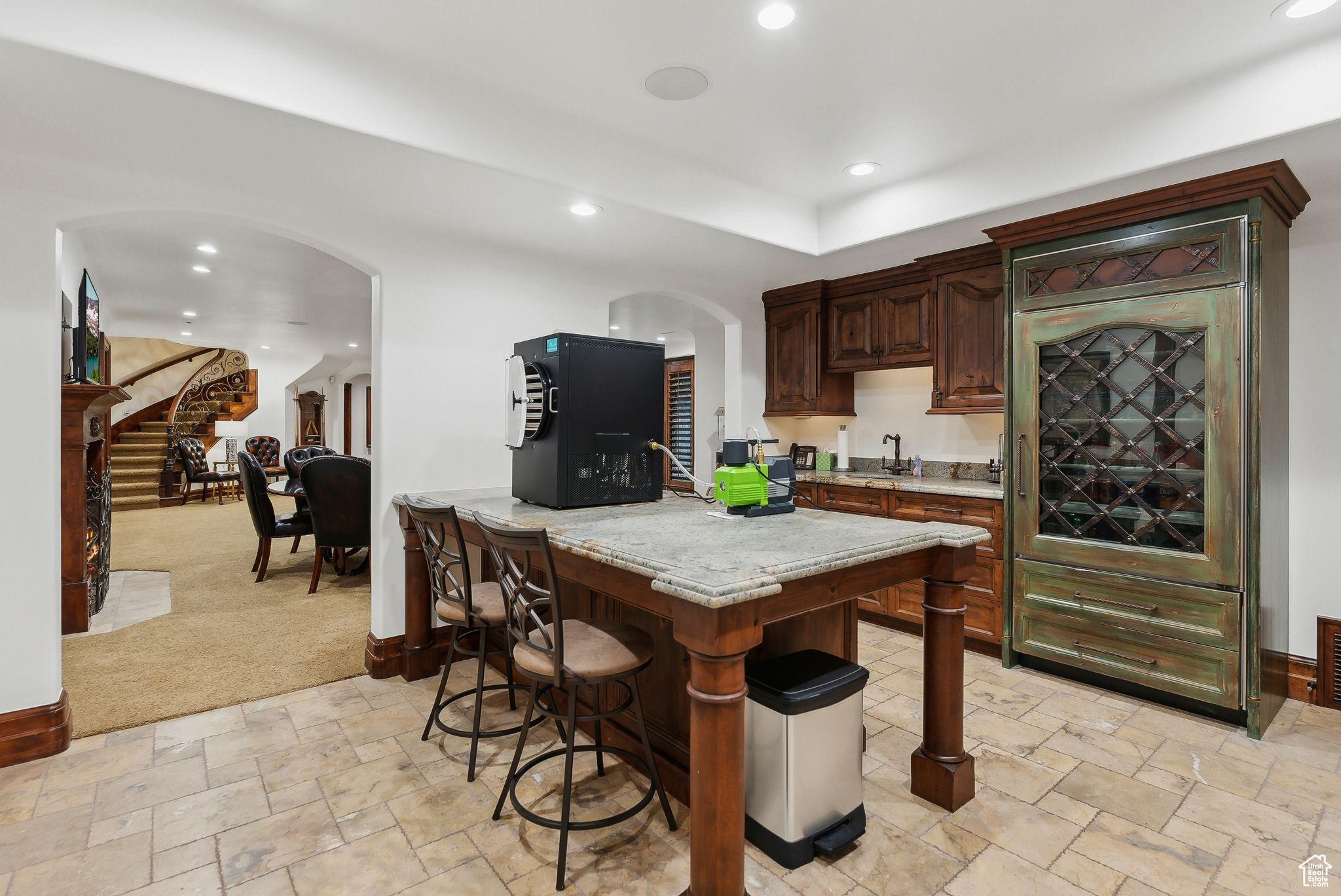 Holladay, Utah 84121, United States, 8 Bedrooms Bedrooms, ,10 BathroomsBathrooms,Residential,Pending,43065