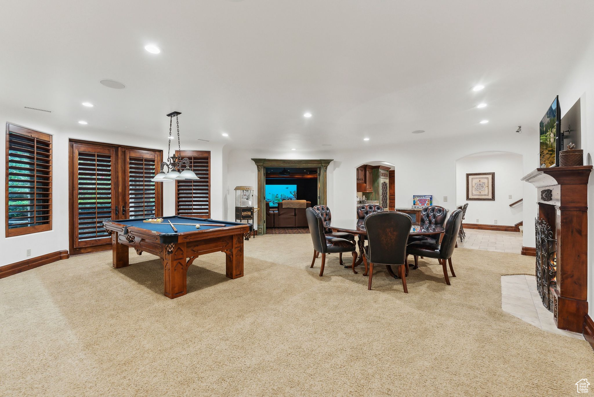 Holladay, Utah 84121, United States, 8 Bedrooms Bedrooms, ,10 BathroomsBathrooms,Residential,Pending,43065