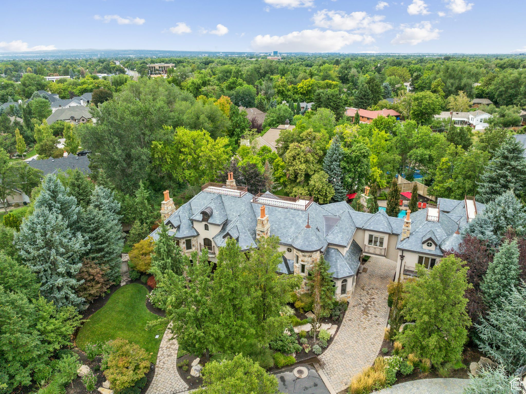 Holladay, Utah 84121, United States, 8 Bedrooms Bedrooms, ,10 BathroomsBathrooms,Residential,Pending,43065