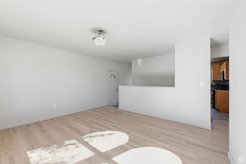 Tiny photo for 2784 W PAPRIKA DR S, Taylorsville, UT 84129 (MLS # 2119490)