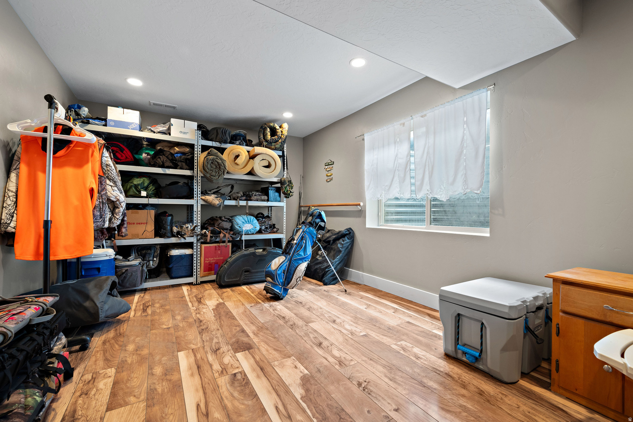 ASPEN HILLS - Residential