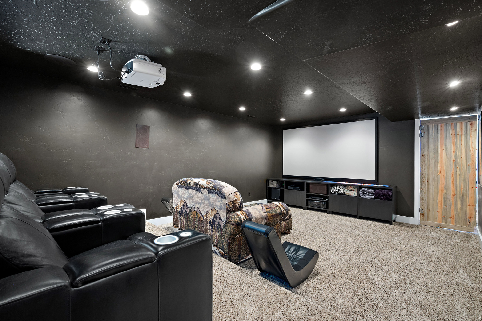 ASPEN HILLS - Residential