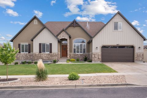 Photo of 667 W ASPEN HILLS BLVD N, Saratoga Springs, UT 84045 (MLS # 2123365)