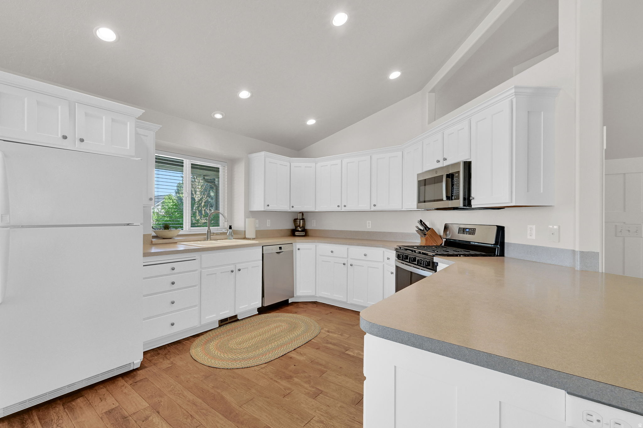 HAWTHORN - Residential