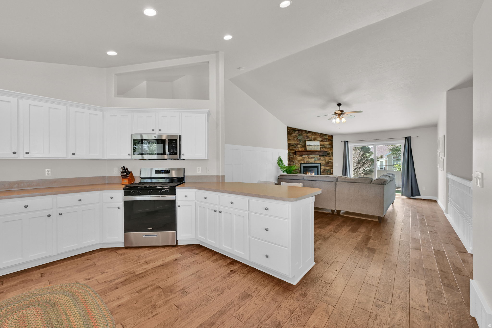 HAWTHORN - Residential