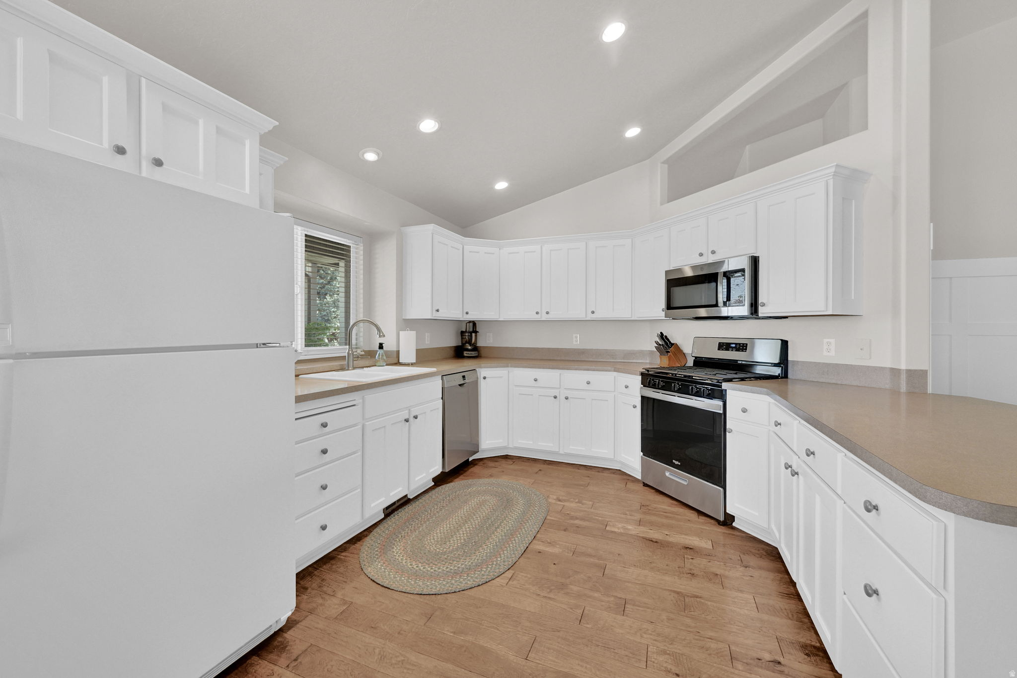 HAWTHORN - Residential