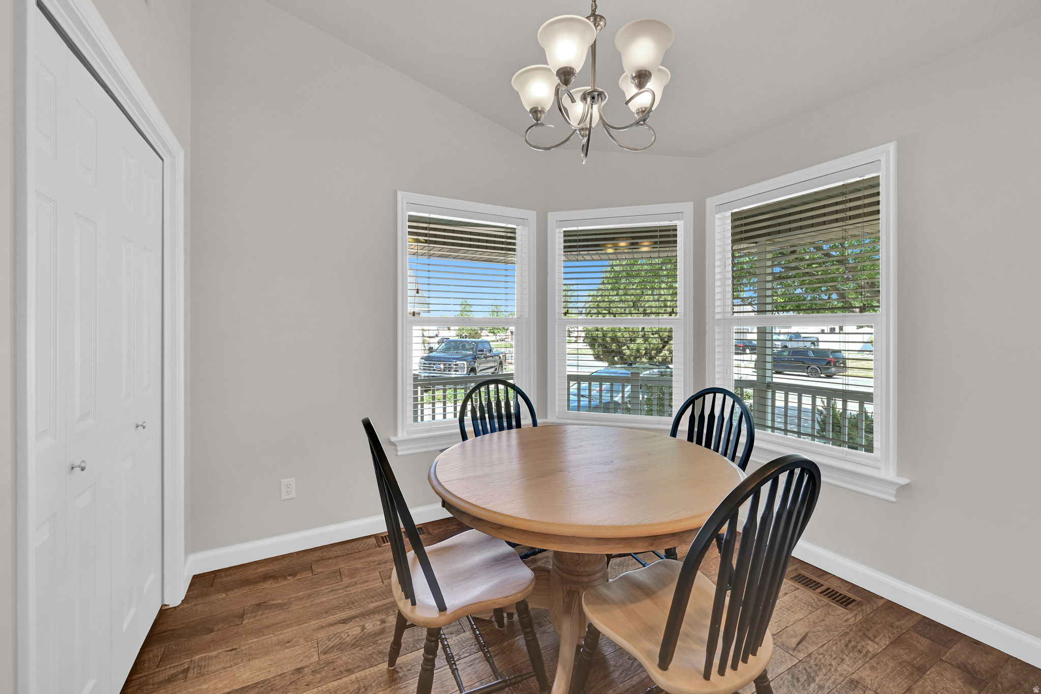 HAWTHORN - Residential