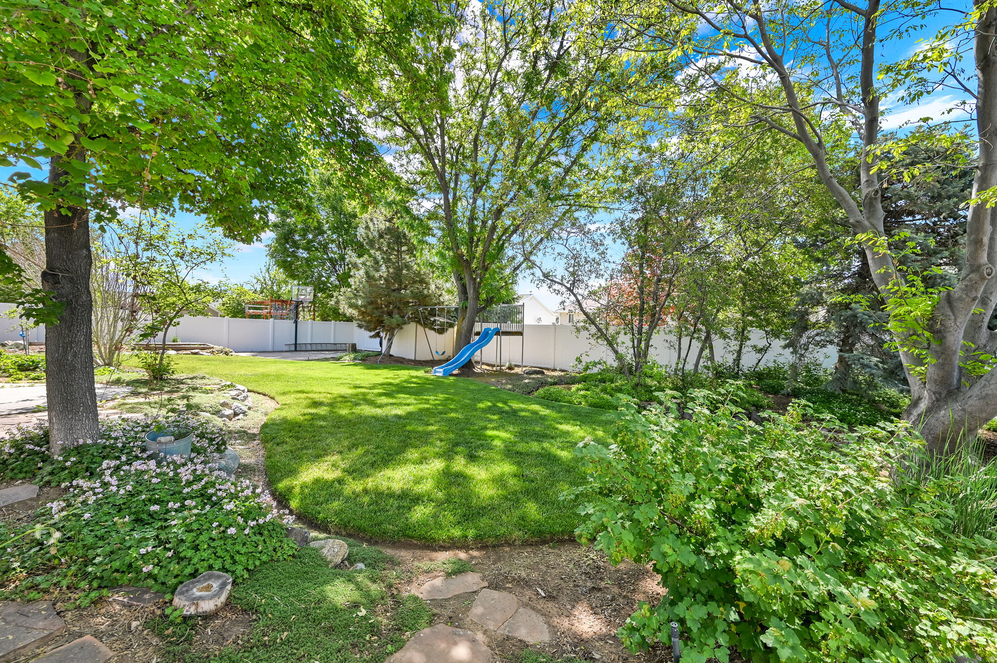 HAWTHORN - Residential