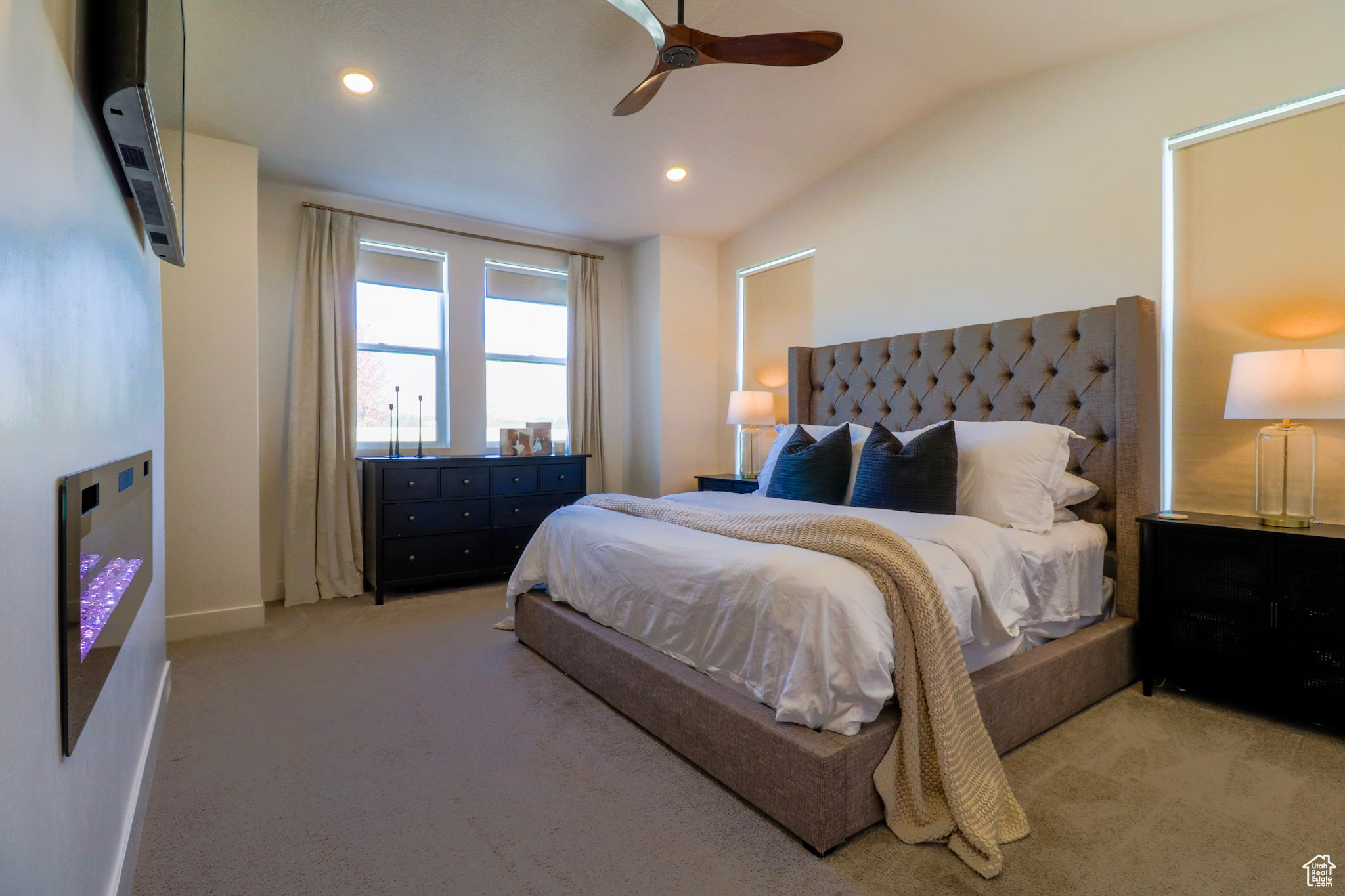 MAPLE FIELDS - Residential